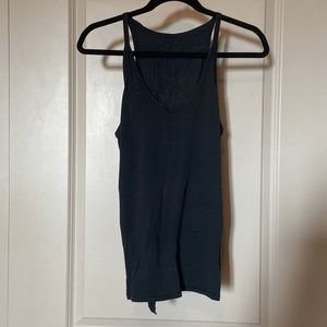 Black lululemon tank